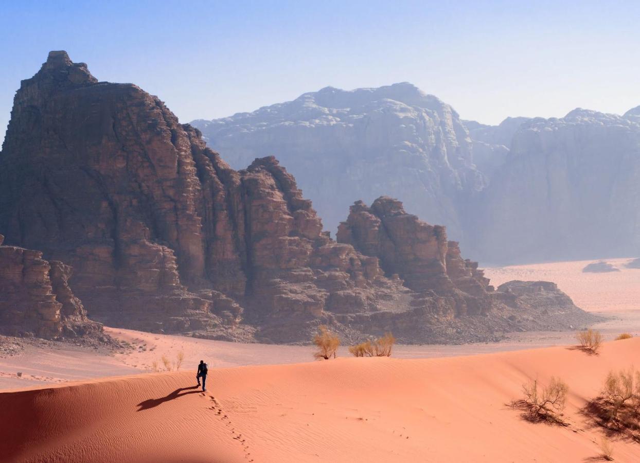 Mozoon Camp Hotel Wadi Rum Buitenkant foto