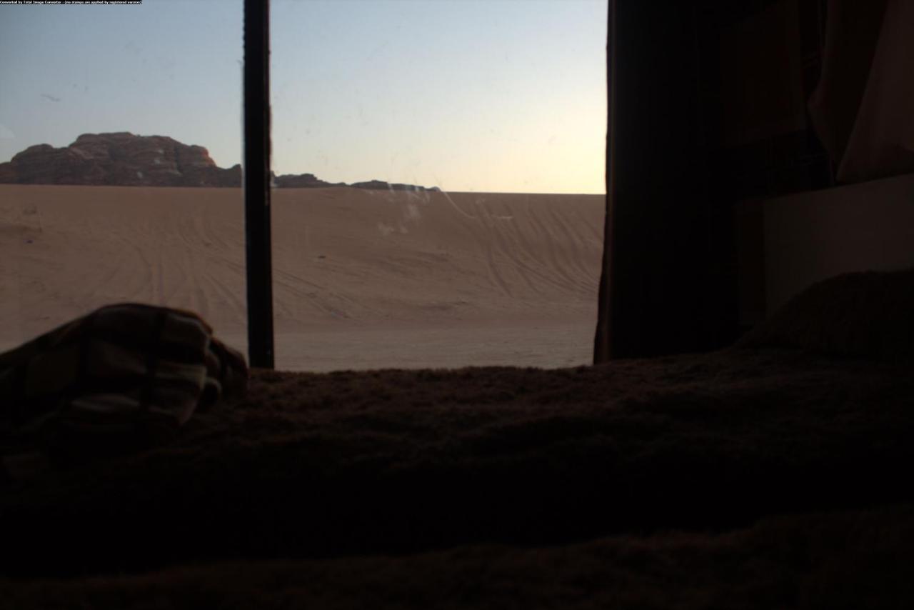 Mozoon Camp Hotel Wadi Rum Buitenkant foto